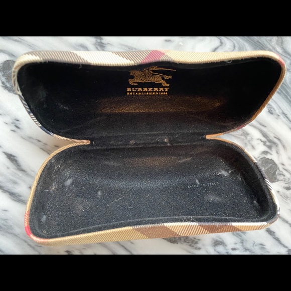 Authentic Berberry 4068 Smokey Sunglasses - Picture 8 of 10